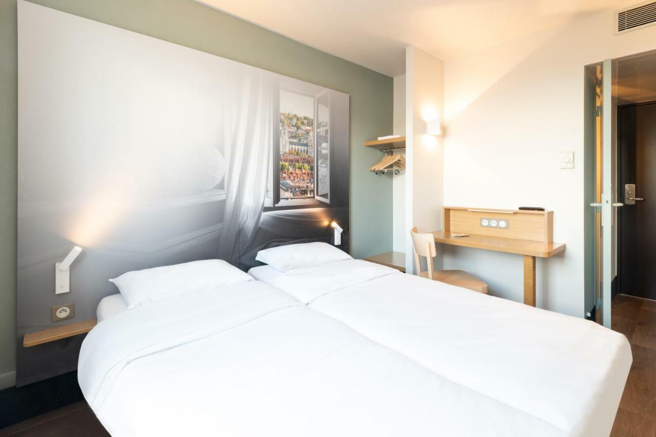 B&B Hotel Эврё Экстерьер фото