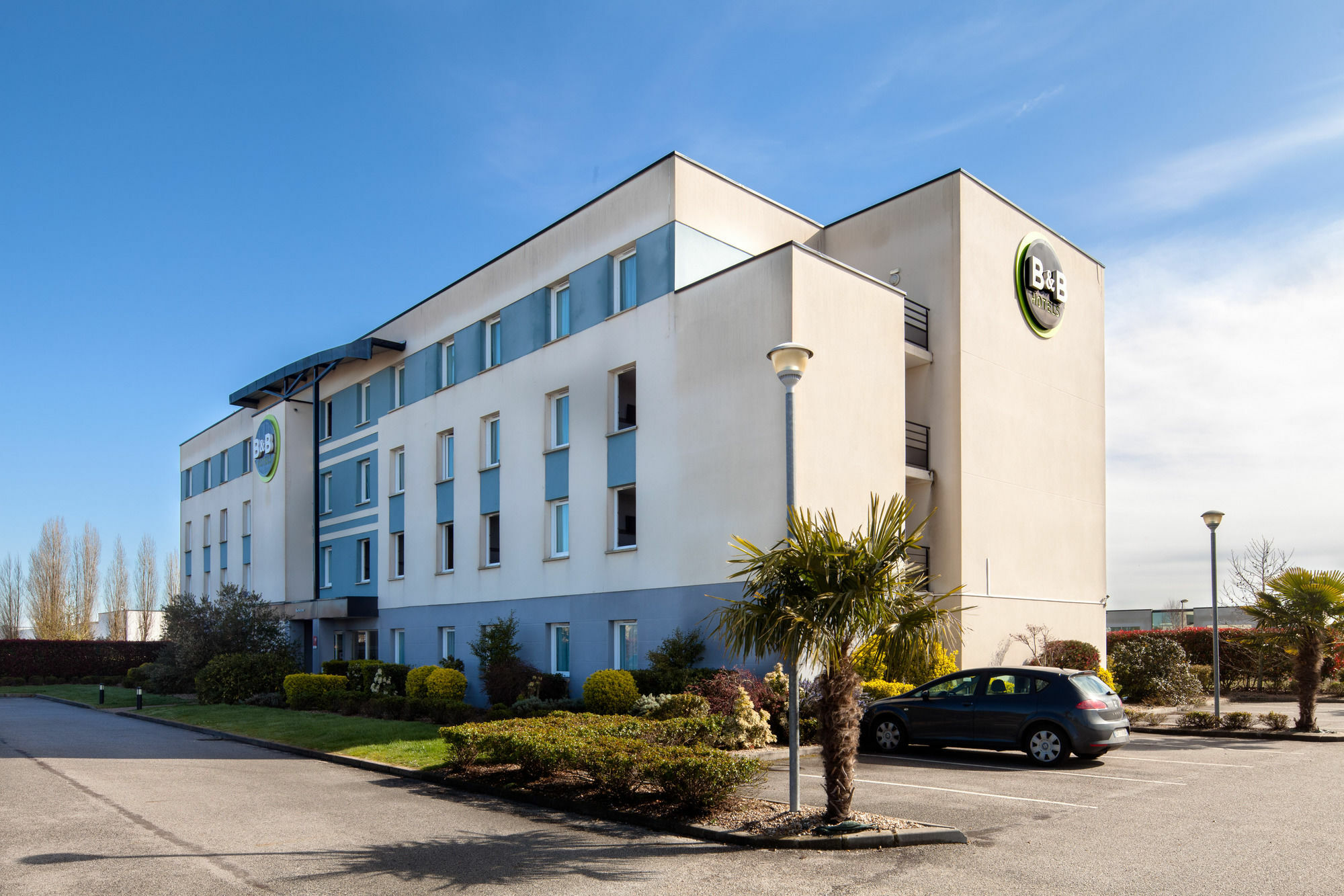 B&B Hotel Эврё Экстерьер фото